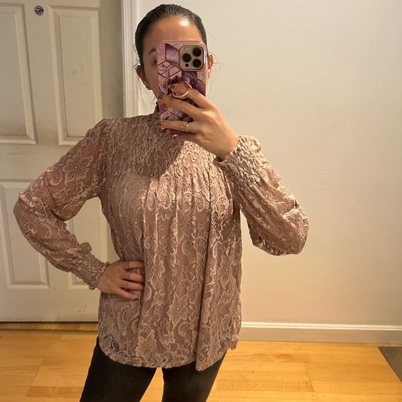 Lace Blouse - Picture 5 of 5
